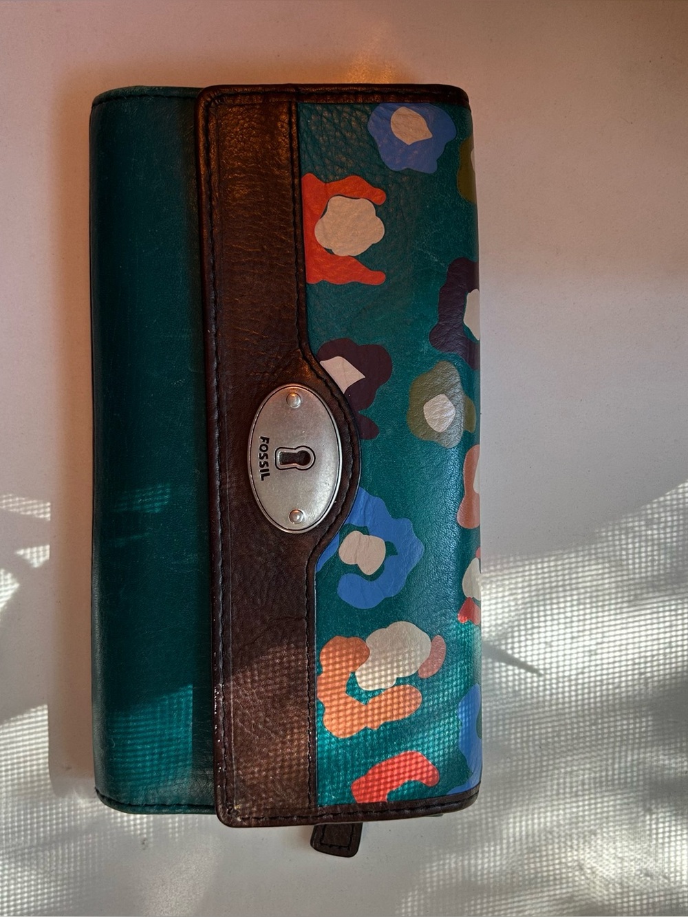 Fossil Emerald Teal Floral Print Leather Wallet with Brown Trim